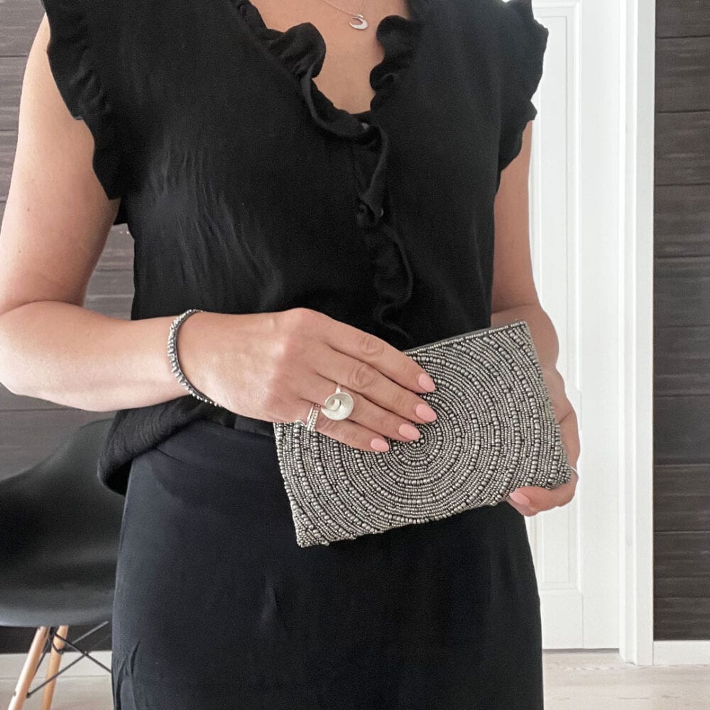 Iltalaukku, hopea, vetoketjulla