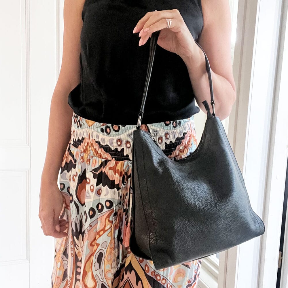 Nahkalaukku (M) musta