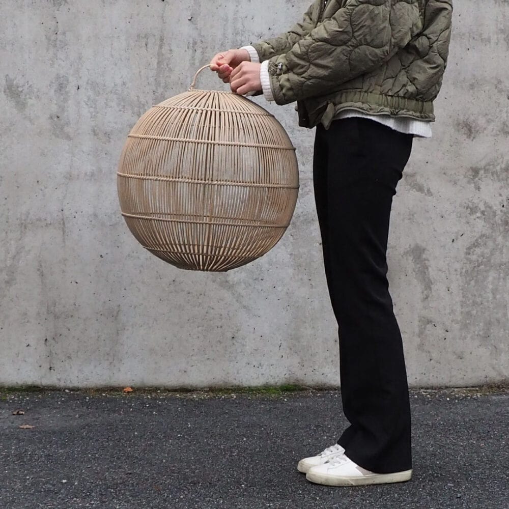 MOORA (M) -rottinkivarjostin, harmaanbeige