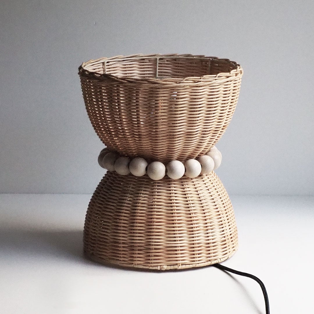 Pearls-lyhty, mallikappale