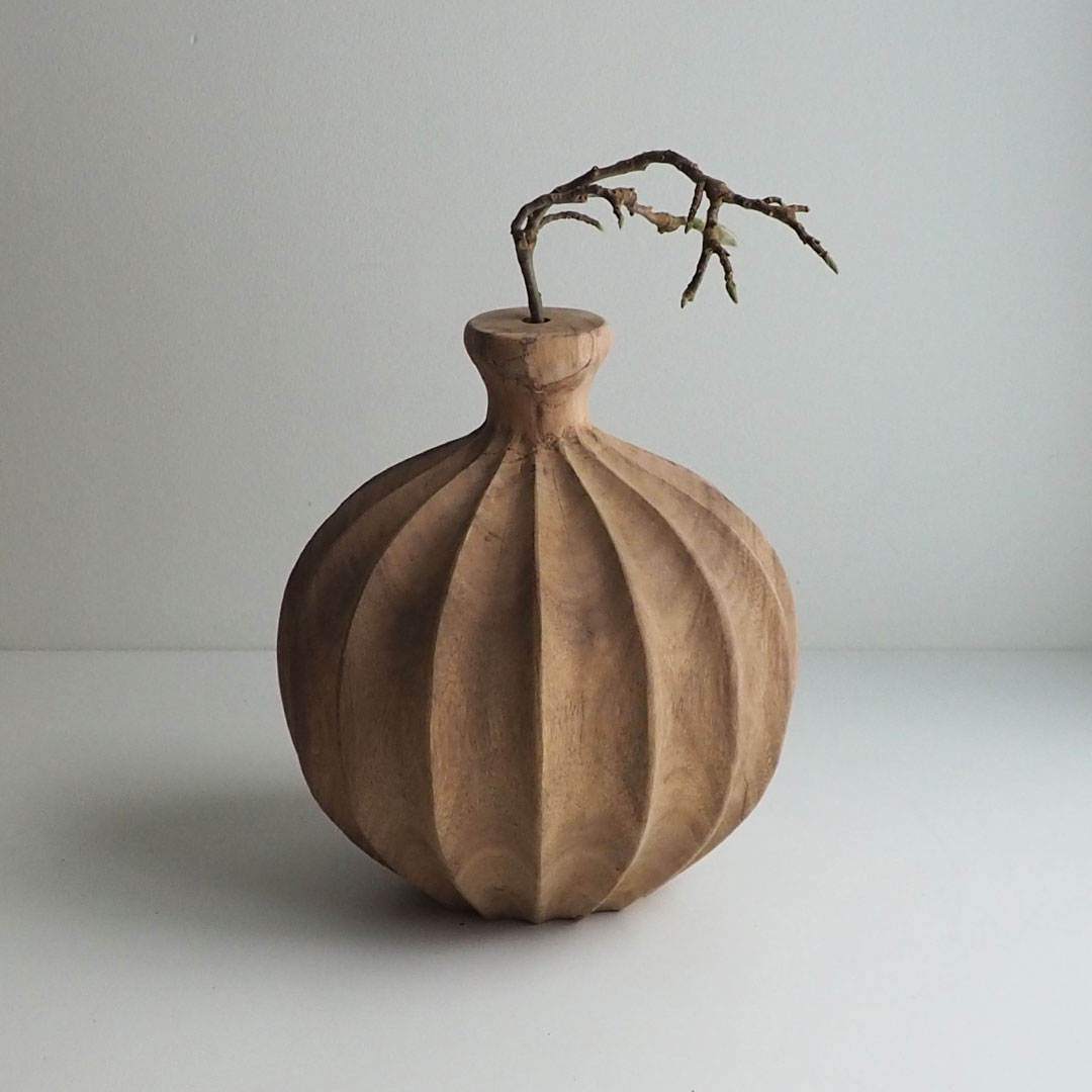 Puinen vaasi, pyöreä (kaiverrettu) - Image 2