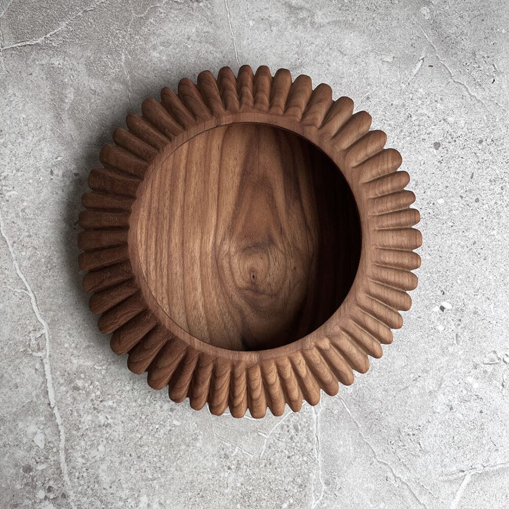 Puinen kulho, koristeurat